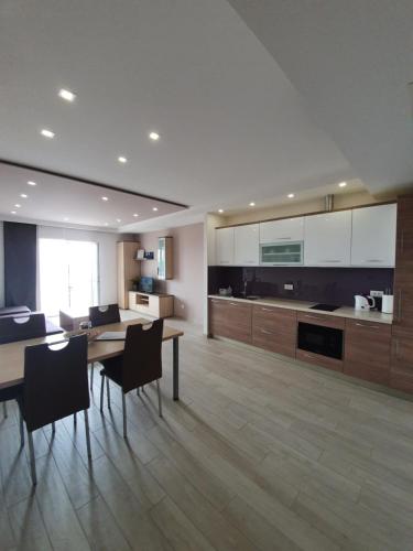 Fotografie z fotogalerie ubytování Apartments Hermes v Tučepi
