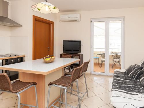 Apartment Ella Sea View