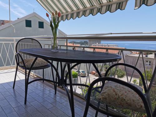 Balkón alebo terasa v ubytovaní Apartman Adriatic Pavlinovic - Makarska