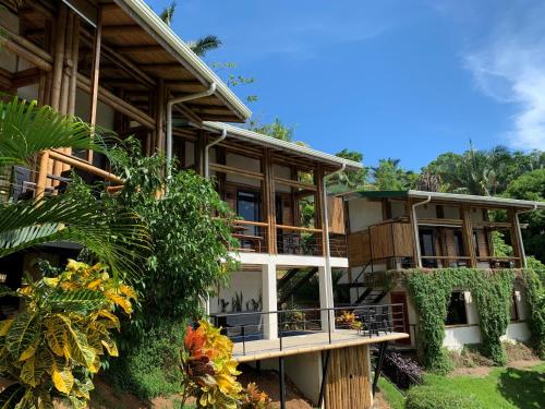 Bambura Hermosa villas