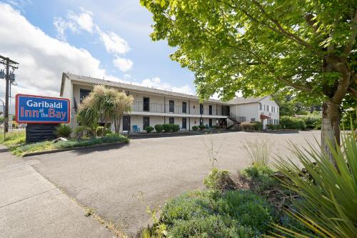 Garibaldi Inn at the Bay – Photos 2