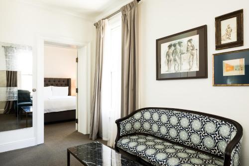 Hotel Ella Image