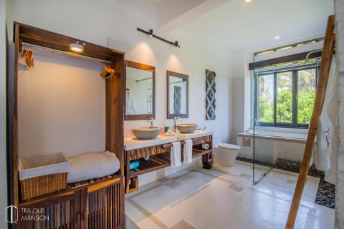 Bagno di Tra Que Mansion