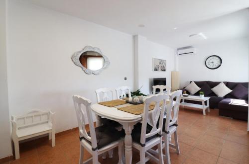 Apartment Sanjuan18 with Hot Tub SpainSunRentals 1155