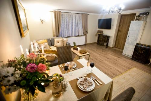 Χώρος καθιστικού στο Zamek Książ - 15 minut 503-608-088