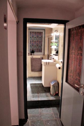 Nattache Studio Apartment Basment