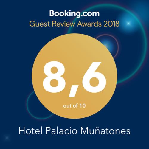 a logo for the hotel palapa miracles at Hotel Palacio Muñatones in Muskiz