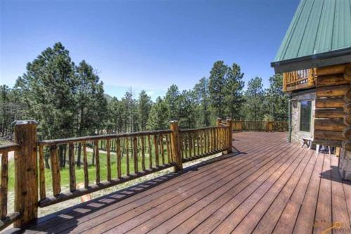 Knotty Pine Cabin – Photos 3