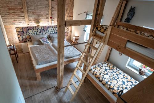 Tempat tidur dalam kamar di Ates Hütte