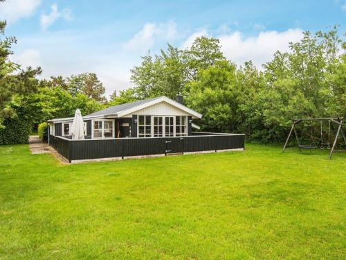 Zahrada ubytování 5 person holiday home in Hemmet-By Traum