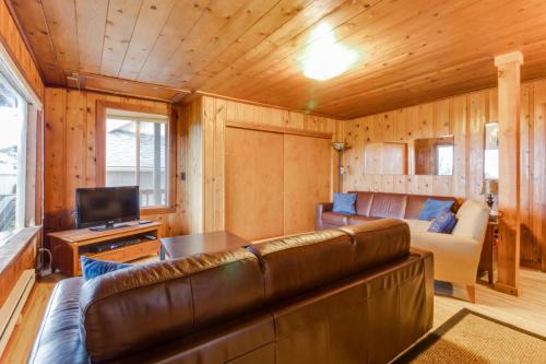 Arnold Beach House - Lower Level – Photos 5