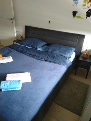 Theos atelier SELF CHECK IN APARTMENT w Free Private Parking