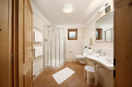 Vannituba majutusasutuses Perlhof