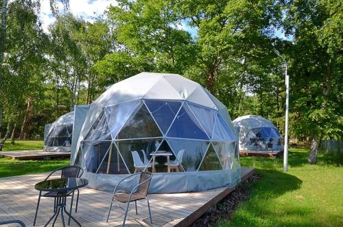 Gallery image of Slowly Glamping Osada Nad Wodą in Łazy