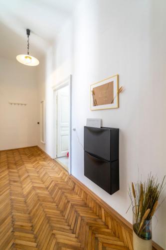 josef's home I Urban Classic Apartment I 03