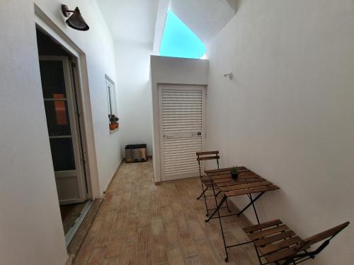 Фотография из галереи Inn Faro - Casa Amarela - Guest House в Фару