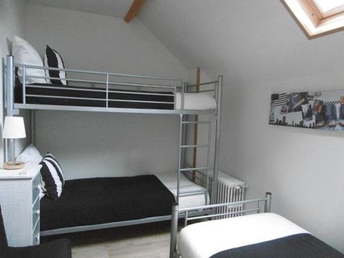 Postel nebo postele na pokoji v ubytování Chambre d'hotes de la Mousse