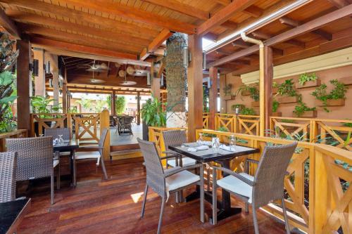 Ресторан / где поесть в Best Western Plus Belize Biltmore Plaza