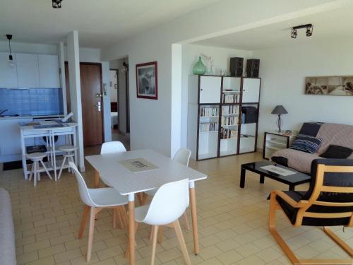 DOUBLE TERRASSE EN 1ERE LIGNE MER, DERNIER ETAGE