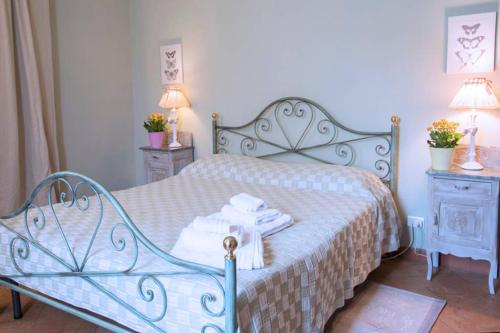 Gallery image of Cascina Olivetta -sleep in winery in Moncalvo