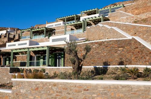 Gallery image of EmGard Suites Kythnos in Kithnos