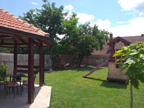 Billede fra billedgalleriet på Vila Staša rooms i Palić
