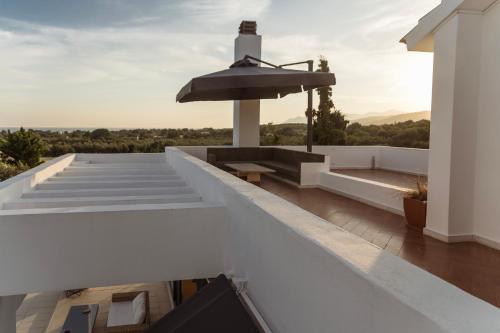 Balkón nebo terasa v ubytování Olive View Villa