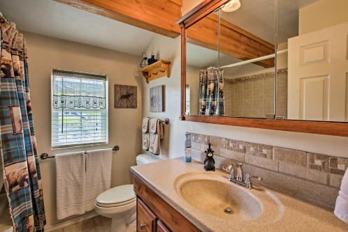 A bathroom at Garden City Escape with View Less Than 2 Miles to Bear Lake