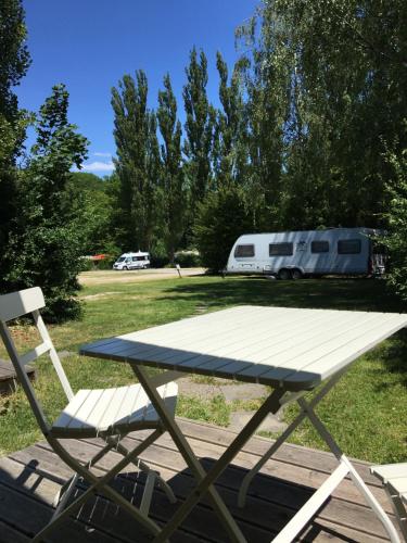 Φωτογραφία από το άλμπουμ του Campingplatz Aichelberg σε Aichelberg