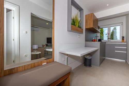 Kuchyňa alebo kuchynka v ubytovaní Apartmani Kecman