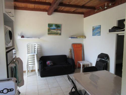 Posezení v ubytování Apart climatisé T3 St Pierre la mer 1 er étage, 4 pers