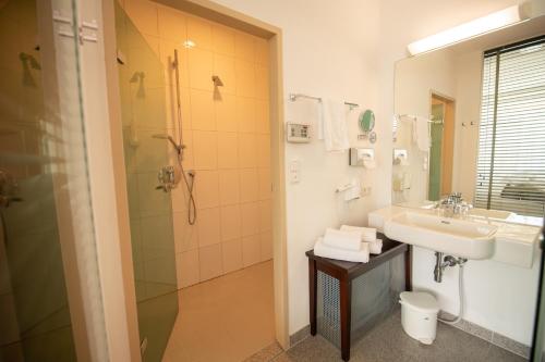 Et badeværelse på Hotel-Restaurant Liebnitzmühle