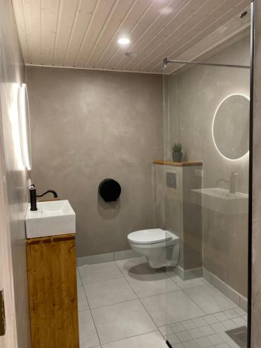 Koupelna v ubytování Valgeranna puhkekeskuse hotell