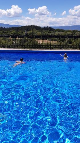 Kolam renang di atau dekat dengan Villa Marta
