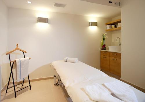 Spa und/oder Wellnesseinrichtungen in der Unterkunft West All Suites Hotel Ashdod