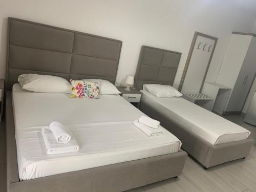 Galeriebild der Unterkunft Hotel Riviera in Qeparo