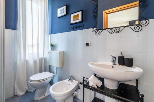 Un baño de Quick Home Garden Apt