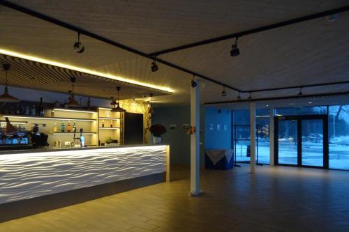 Lounge atau bar di Doberani Rannamaja