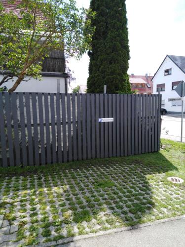 Fotografie z fotogalerie ubytování Ferienwohnung mit kleinem Garten v destinaci Sonnenbühl