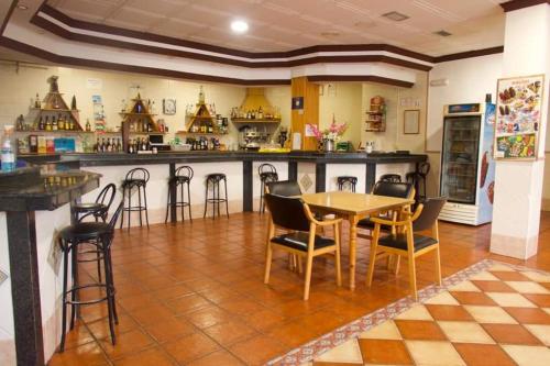 Lounge nebo bar v ubytování Hostal Jaufil