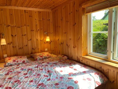 Postel nebo postele na pokoji v ubytování Golden Seaside Villa