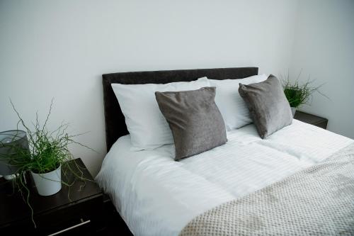Llit o llits en una habitació de Flats near football clubs