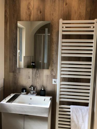 Ένα μπάνιο στο Ferienwohnung Schlich