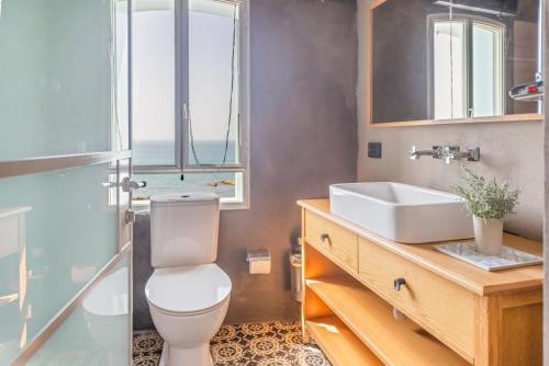 Casa Nova - Luxury Suites & Boutique Apart-Hotelにあるバスルーム