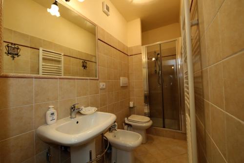 Un baño de ROSSELLINO®