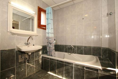Gallery image of Pool Villa Grigoris in Aspiotádes