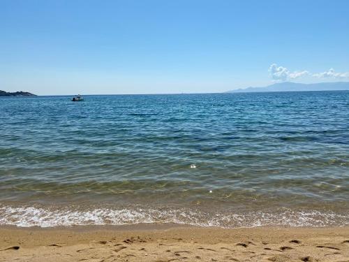 Φυσικό τοπίο κοντά σε αυτή η παραθεριστική κατοικία