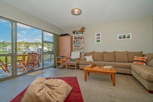Ruang duduk di Sea Views Apartment - Onemana Apartment
