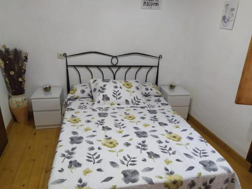 A bed or beds in a room at Casa El Lavadero Prio