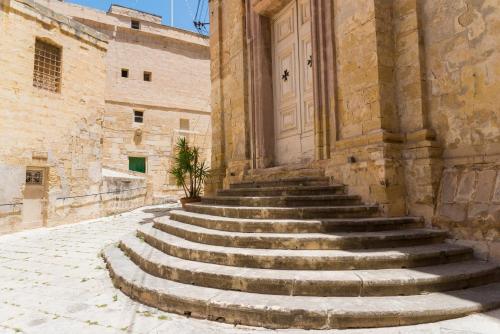 Fotografie z fotogalerie ubytování Vittoriosa' Seafront 2 Bed Highly Furnished Apartment v destinaci Vittoriosa